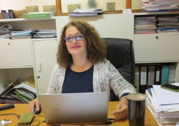 Profesora Silvia Redon se adjudica Fondecyt para investigar sobre redes sociales, ciudadanía y el sentido de lo común